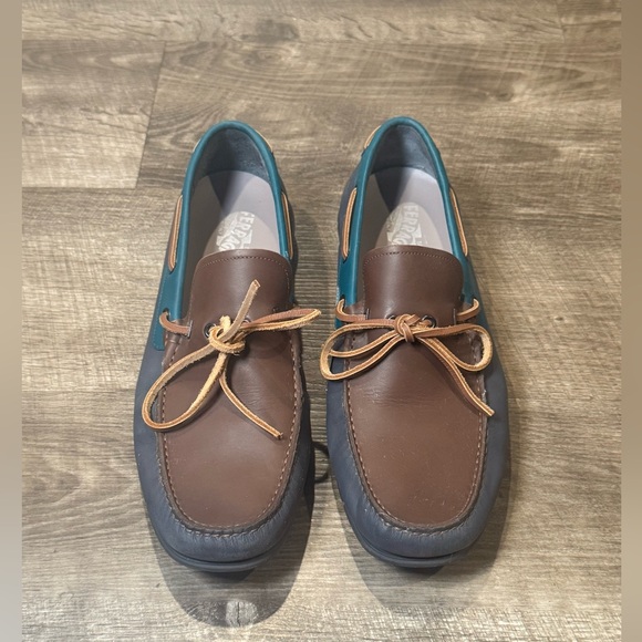 Salvatore Ferragamo Leather Simeon Boat Shoes Mens 11 EUC - Picture 1 of 9